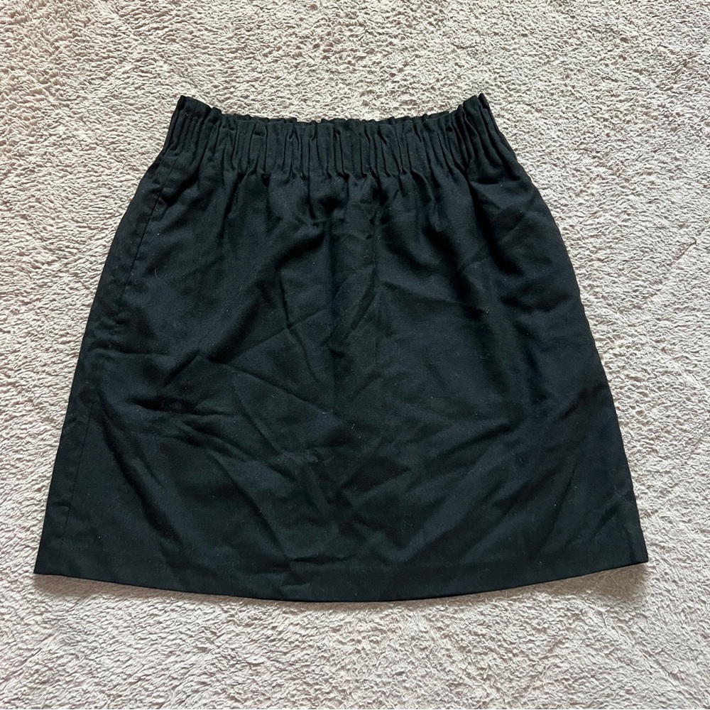 J. Crew Black Wool Blend Stretchy Mini Skirt Preppy Minimalist Whimsical Size 0